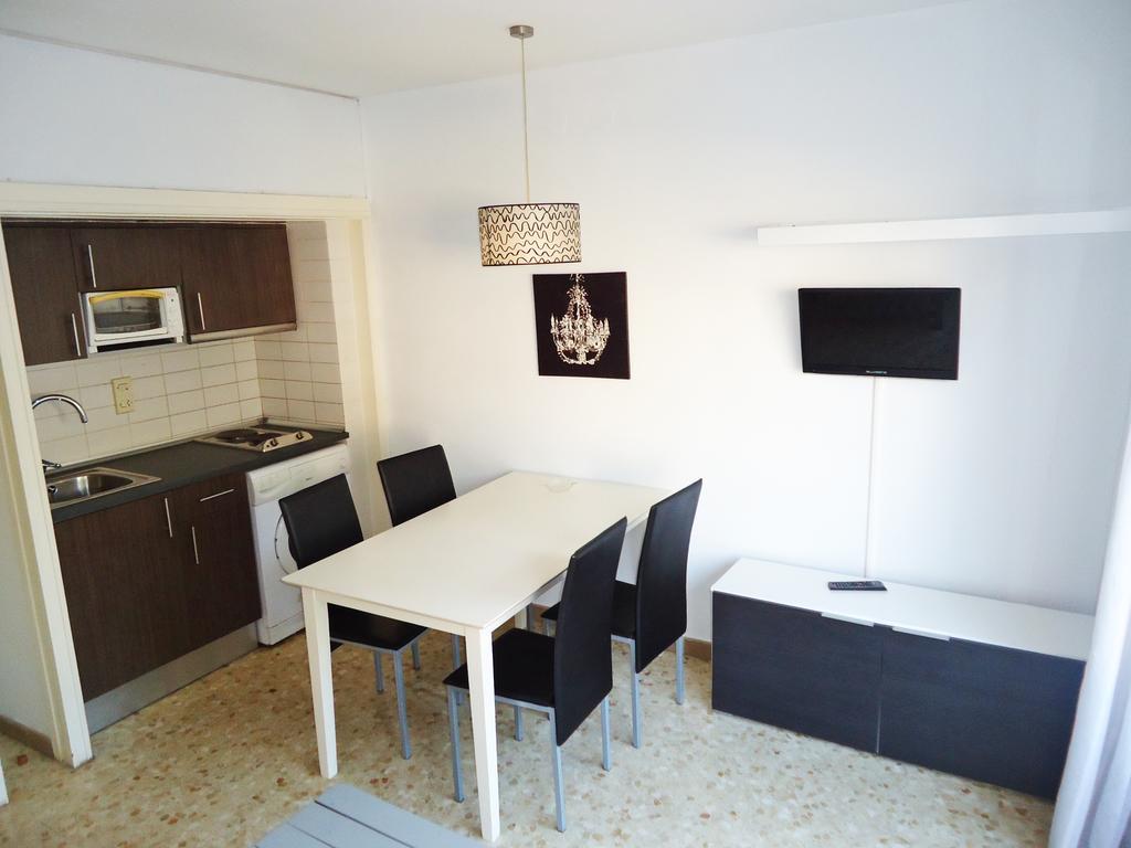 Apartaments Playas Lloret -Famous Family Resort Fenals Beach Lloret de Mar Buitenkant foto